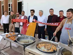 Aydın’da Galatasaraylı avukatlar, şampiyonluk lokması döktürdü
