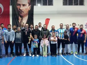 Aydıntepe’de 30 Ağustos Zafer Kupası’nın şampiyonu Yakutiye Gençlik oldu
