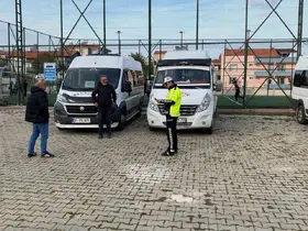 Ayvacık’ta Okul Çevreleri ve Okul Servisleri Denetlendi
