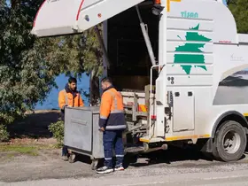 Ayvalık’ta konteynerler yaz öncesi dezenfekte ediliyor

