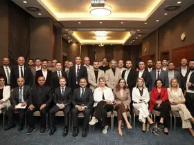 Azerbaycan yatırım fırsatları, İzmir’de masaya yatırıldı
