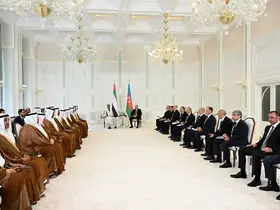 BAE Devlet Başkanı Nahyan, Azerbaycan Cumhurbaşkanı Aliyev ile bir araya geldi
