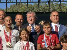 Bakan Bak’tan Marmaris’e olimpik havuz müjdesi
