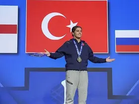 Bakan Bak’tan milli boksörlere tebrik mesajı
