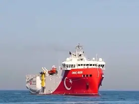 Bakan Bayraktar: "Preveze Deniz Zaferi’nin 488’inci yıl dönümü ve Deniz Kuvvetleri Günü kutlu olsun"
