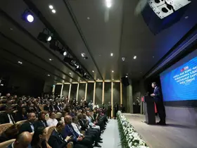 Bakan Bayraktar: "Türkiye-KKTC arasında yaklaşık 101 kilometre uzunluğunda doğal gaz iletim hattı inşa edeceğiz"
