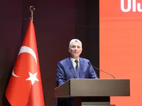 Bakan Bolat: "Hafif ticari araç üretiminde Avrupa’da birinci sıradayız"
