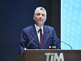 Bakan Bolat: ‘‘İhracatta 400 milyar dolar sınırına dayandık’’

