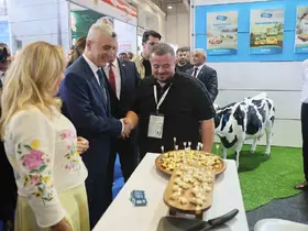 Bakan Bolat: "KKTC üretiminin ve ekonomisinin güçlenmesi için KKTC’nin yanında olacağız"
