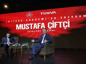 Bakan Çiftçi, Erzurum’da TÜGVA’nın İhtisas Akademi Programı’na katıldı

