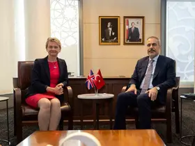 Bakan Fidan, İngiliz mevkidaşı Cooper ile bir araya geldi
