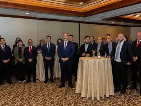Bakan Fidan, Kanada’da Türk iş adamlarıyla bir araya geldi
