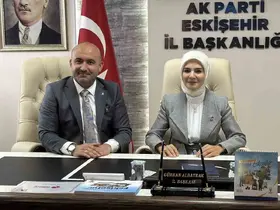 Bakan Göktaş, AK Parti Eskişehir İl Başkanlığı’nı ziyaret etti
