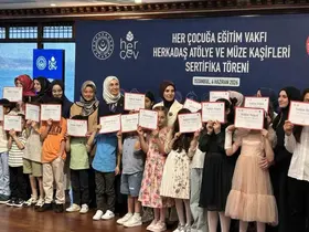 Bakan Göktaş: "Gönül Elçileri Projesi pek çok ülkenin örnek aldığı güçlü bir gönüllülük seferberliğine dönüştü"
