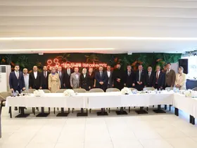 Bakan Göktaş’tan muhtarlara: "İhtiyaç sahibi vatandaşları vakıflara, kaymakamlığa yönlendirin"
