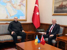 Bakan Güler,  Ukrayna Milli Güvenlik ve Savunma Konseyi Sekreteri Umerov ile bir araya geldi
