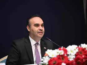 Bakan Kacır: "175 nitelikli araştırmacı, TÜBİTAK Uluslararası Lider ve Genç Araştırmacılar programlarımızın 2025 yılı çağrısına başvurdu"

