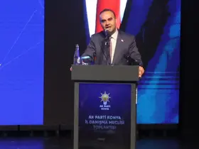 Bakan Kacır: "Ay yıldızlı bayrağımızı kendi uzay aracımızla Ay’a ulaştıracağız"