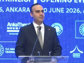 Bakan Kacır: "Son 1 yılda sağlık endüstrisinde yatırıma teşvik belgesi düzenleyerek 70 milyar lira yatırımı harekete geçirdik"
