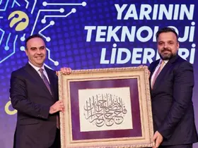 Bakan Kacır: ‘‘Teknoloji girişimlerinin sermayesi akıl sermayesidir’’
