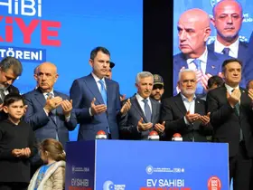 Bakan Kurum’dan CHP Genel Başkanı Özel’e tepki: "Özgür Bey vakit tiyatro vakti değildir"
