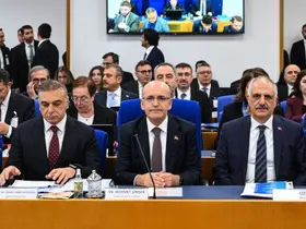 Bakan Şimşek: "Vergisini zamanında ödemeyeni ödüllendirecek bir düzenlemeyi biz doğru bulmuyoruz"
