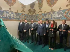 Bakan Tekin, Hacı Bektaş-ı Veli’nin kabrini ziyaret etti
