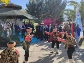 Bakan Tekin ve Bakan Yumaklı, 'Tarımın Yıldızları Çocuk Şenliği'nde bir araya geldi