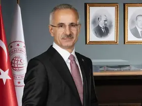 Bakan Uraloğlu: (İstanbul Kuzey Demir Yolu Geçişi Projesi) "Hattın tamamlanmasıyla yılda 33 milyon yolcu ve 30 milyon ton yük taşınacağını öngörüyoruz"
