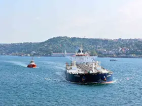 Bakan Uraloğlu: "Kıyı Emniyeti ekipleri 2025 yılında 199 can kurtarma operasyonu ile 631 kişiyi kurtardı"

