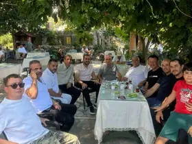 Bakan Uraloğlu Marmaris’te yolları inceledi, vatandaşlarla bir araya geldi