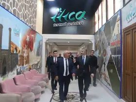 Bakan Yardımcısı Tarıkdaroğlu Aziziye’de incelemelerde bulundu
