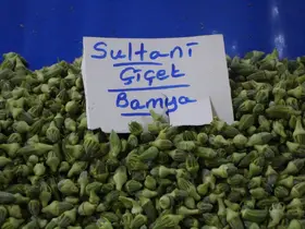 Bamya pazarda gramla satılıyor