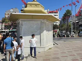 Bandırma’da su kesintisi cuma namazı öncesi zorladı: Vatandaşlar market sularıyla abdest aldı
