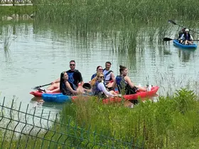 BARÜ’lü öğrenciler doğal gölette kano eğitimi aldı
