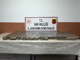 Başkale’de bin 540 paket gümrük kaçağı sigara ele geçirildi
