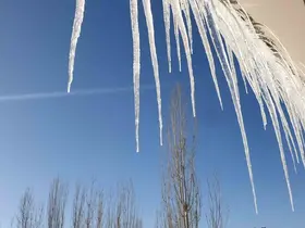 Başkale’de kar yağışı ve dondurucu soğuklar
