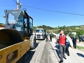 Başkan Akın: "Balıkesir’imizin yollarını ilmek ilmek dokuyoruz"
