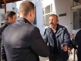 Başkan Akın depremzedeleri ziyaret etti
