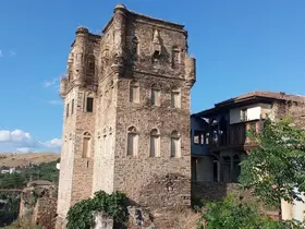 Başkan Alıcık, Arpaz Kulesi’ne dikkat çekti

