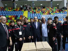 Başkan Altay: "2025’te amatör spor kulüplerimize 144 milyon lira ayni ve nakdi destekte bulunduk"
