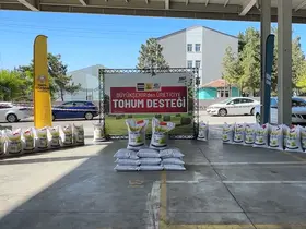 Başkan Altay, tohum teslim programında çiftçilerle bir araya geldi