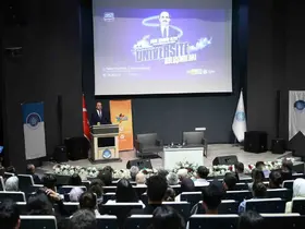 Başkan Altay: "Ülkemizin geleceğine imza atacak bir nesil yetiştirmek için çaba sarf ediyoruz"
