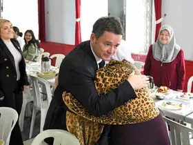 Başkan Aydın Sırameşeler’de vatandaşın nabzını tuttu
