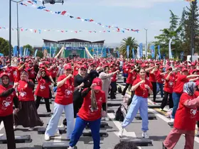 Başkan Büyükakın: "Kocaeli’nin kadınlarını 32 ton hafiflettik"
