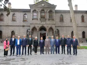 Başkan Büyükkılıç, Kent Konseyi’nin yeni yönetimini ağırladı
