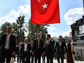 Başkan Büyükkılıç ve AK Parti Genel Başkan Yardımcısı Demir’den esnaf ziyaretleri
