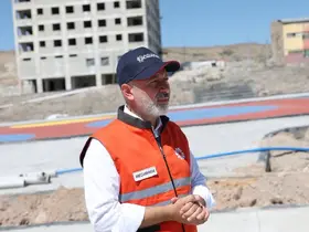 Başkan Çolakbayrakdar: "Cıvıl cıvıl çocuk sesleriyle yankılanan bir yaşam alanı oluşturuyoruz"
