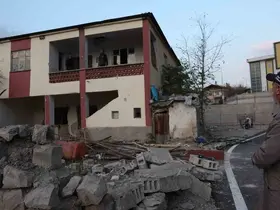 Başkan Çolakbayrakdar Uğurevler’de: "Geleceğin modern mahallesini inşa ediyoruz"
