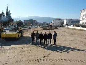 Başkan Erol, okullar bölgesine nefes aldıracak projeyi inceledi

